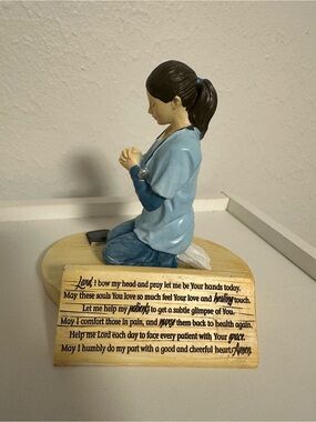 Blue Nurse Figurine Prayer Statue - Inspirational Home Decor